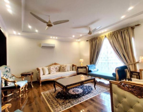 Luxury Villa - 1 Kanal Furnished 5 bedrooms , DHA Phase 6